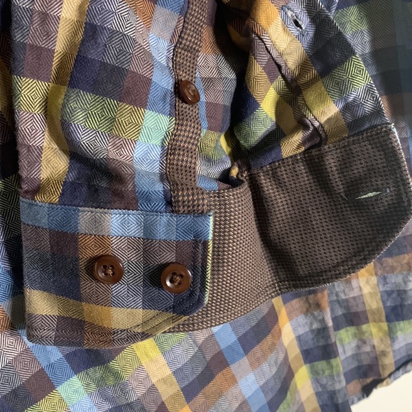 Lipson (L) - Picture 13 of 15